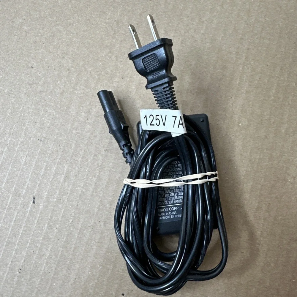 Nikon MH-63 Camera Charger for EN-EL10 Battery Coolpix S200 S210 S230 S500